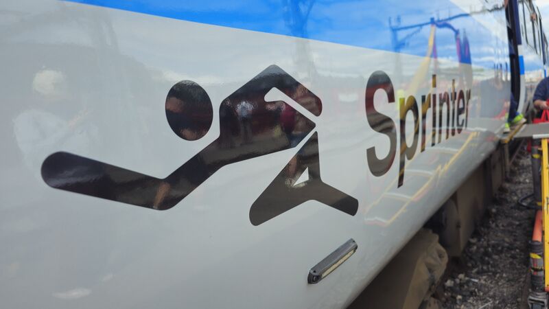 File:Sprinter - AJOmega.jpg