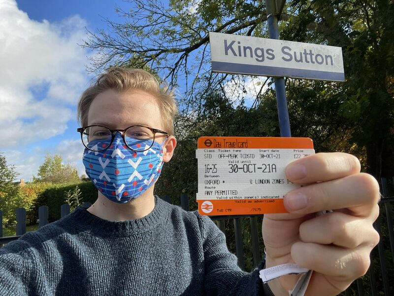 File:Kings Sutton - Overground.jpg